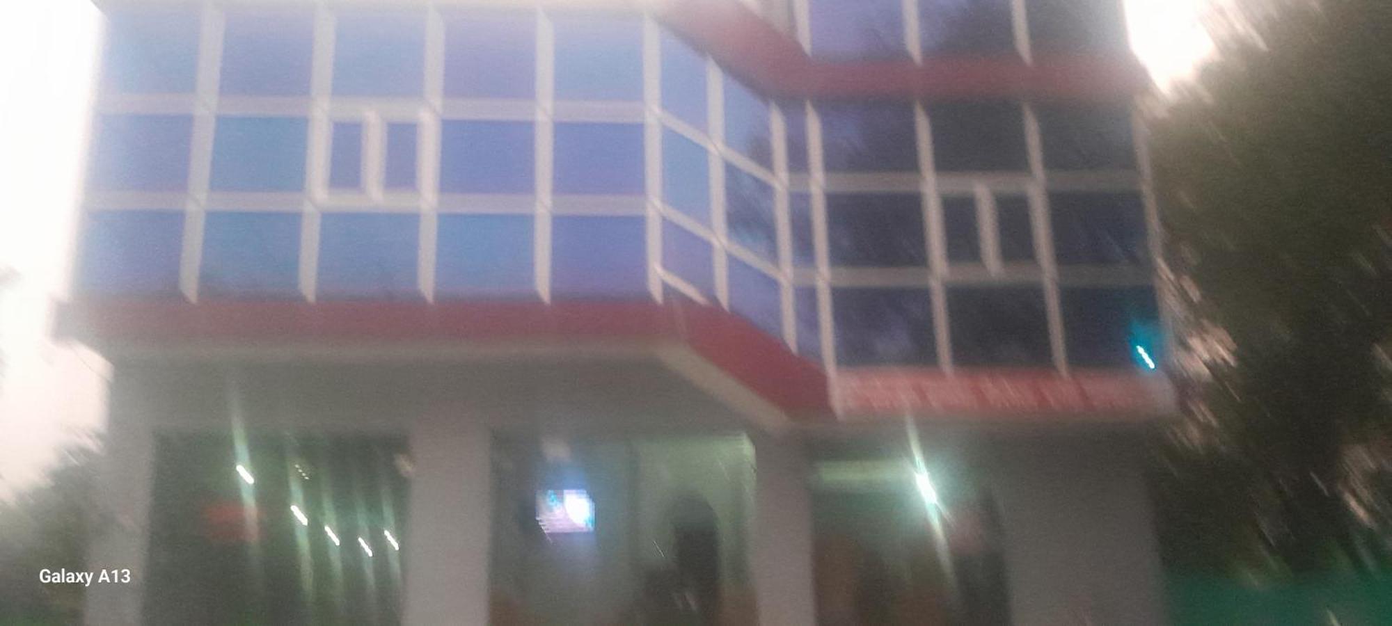 Krishna Hotel Agra  Buitenkant foto